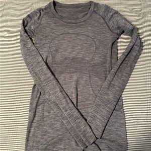 lululemon long sleeve shirt